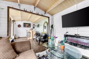 Photo 34- click for photo gallery